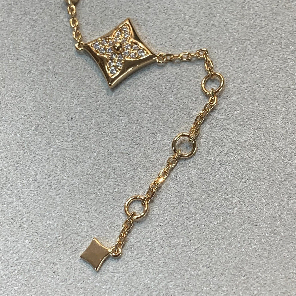 [Azure Tears]STERN UND SONNE 4 MOTIVE GOLD DIAMANTEN ARMBAND