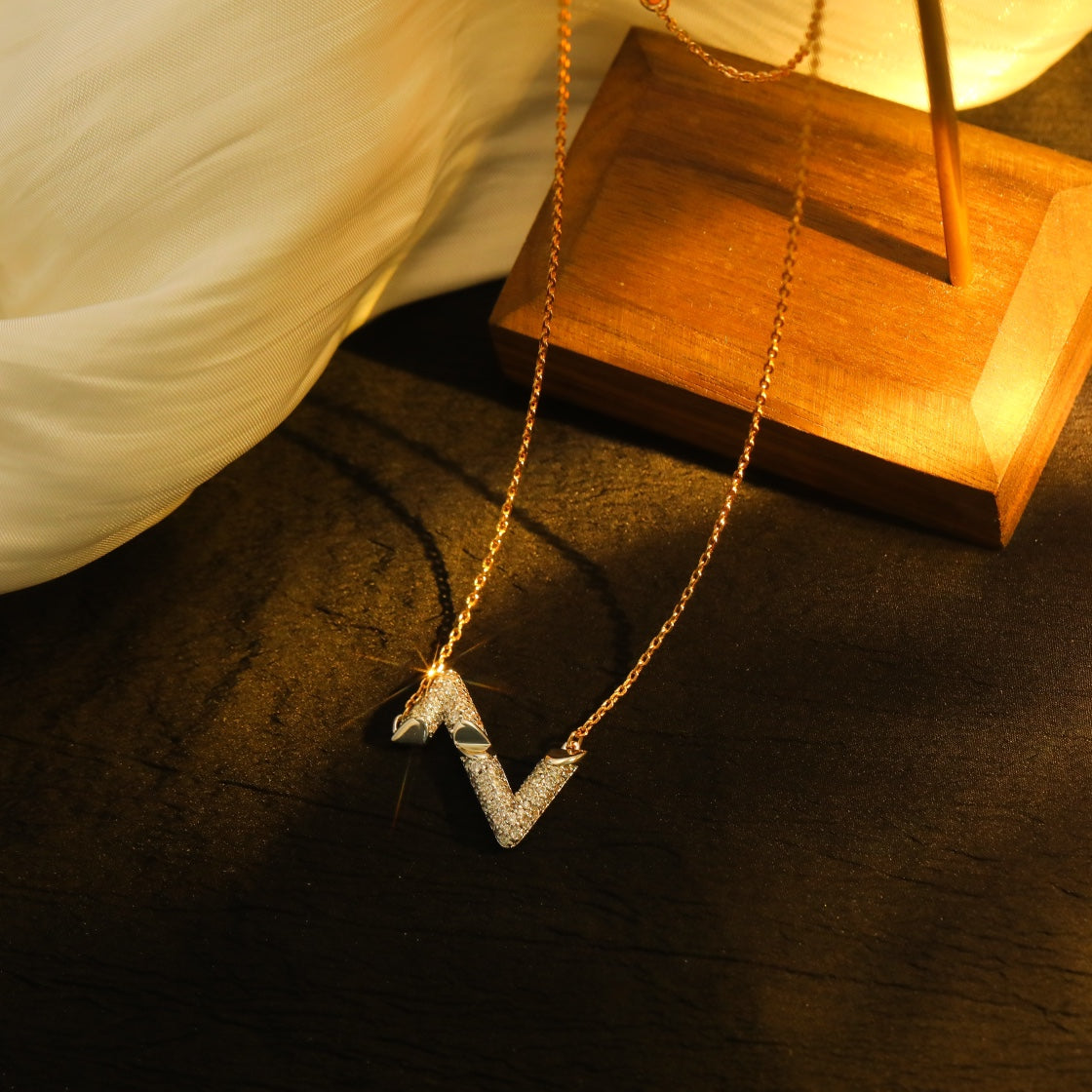 [アズールティアーズ]VOLT SILVER DIAMOND PEDANT NECKLACE