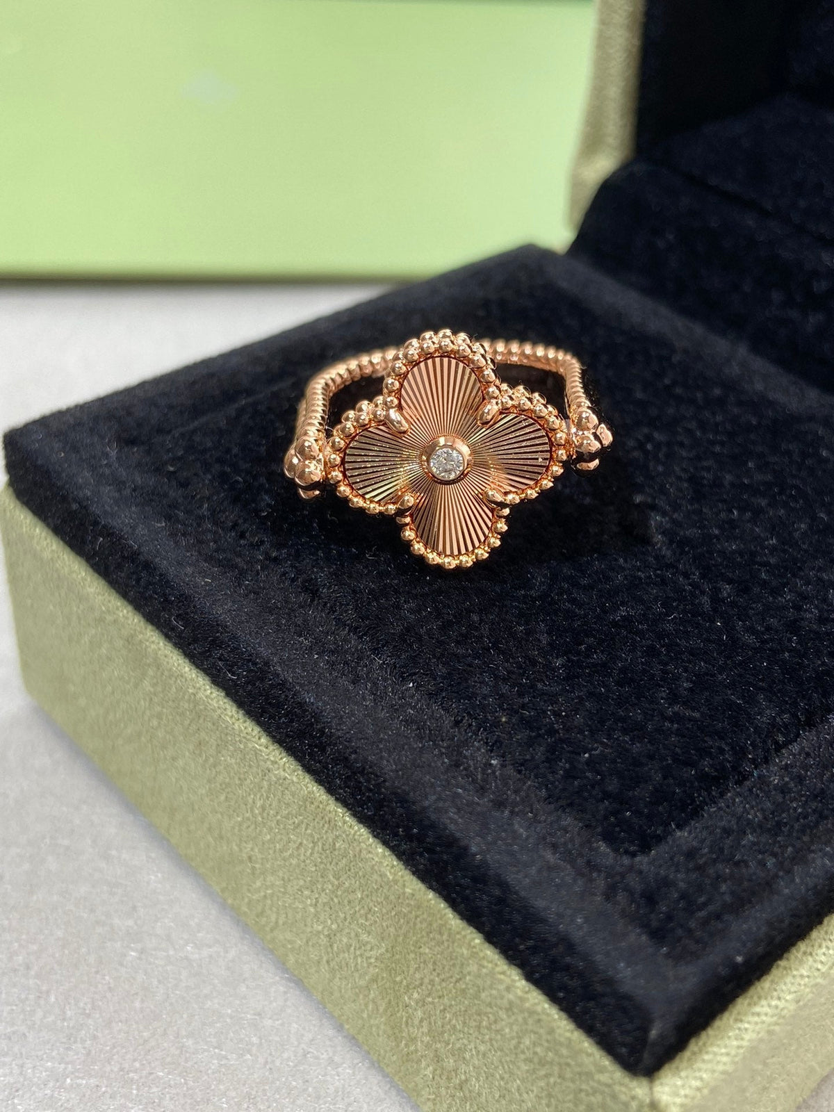 [Azure Tears]LUCKY CLOVER GOLD WENDEBARER RING