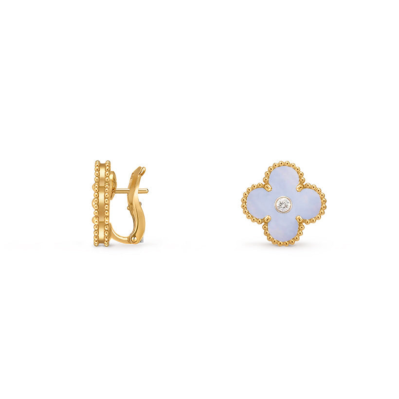 [Azure Tears]15MM CLOVER FLOWER STUD EARRINGS DIAMOND-GOLD COLLECTION