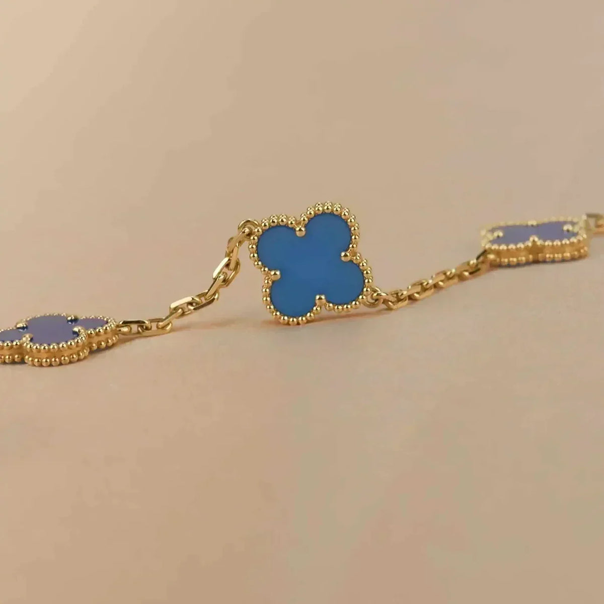 [Azure Tears]LUCKY CLOVER 5-MOTIV-ARMBAND – BLAUER ACHAT-KOLLEKTION