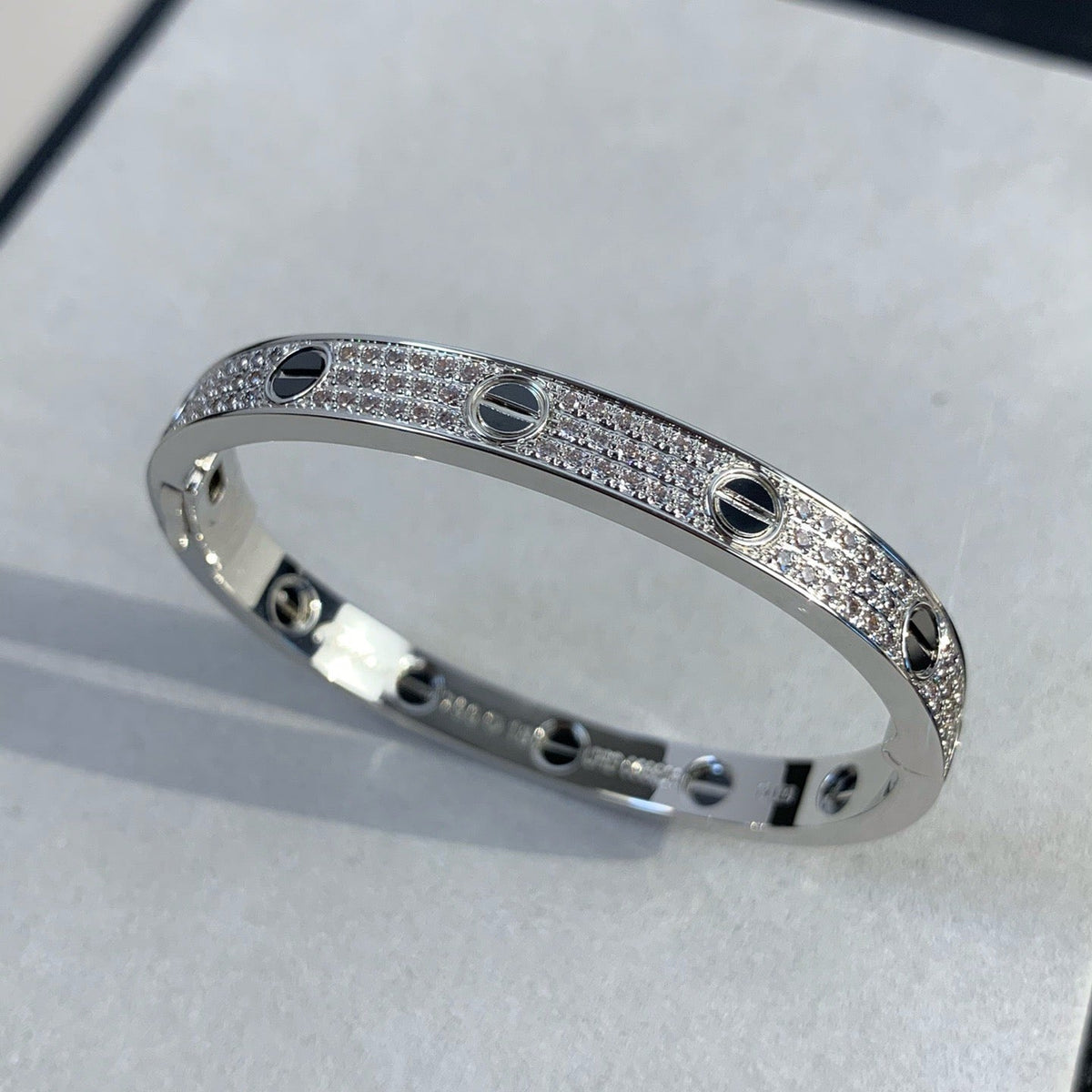 [Azure Tears]CLASSIC 6.1MM LOVE BANGLE - DIAMOND PAVÉ & BLACK CERAMIC
