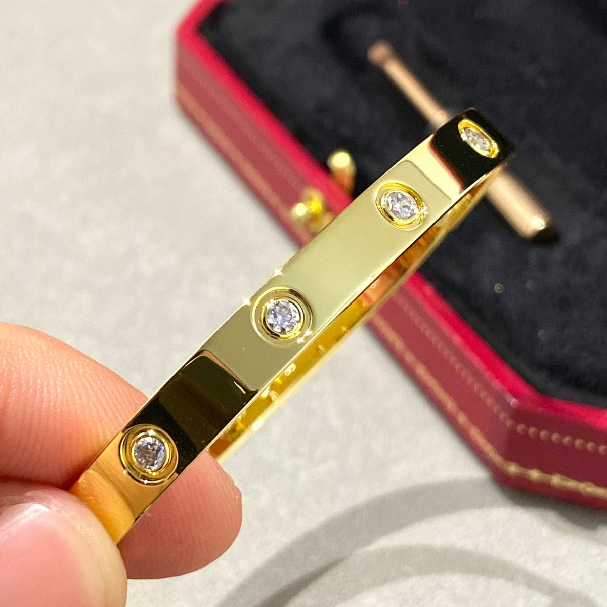 [Azure Tears]CLASSIC 6.1MM LIEBESARMREIF - 10-DIAMANTEN