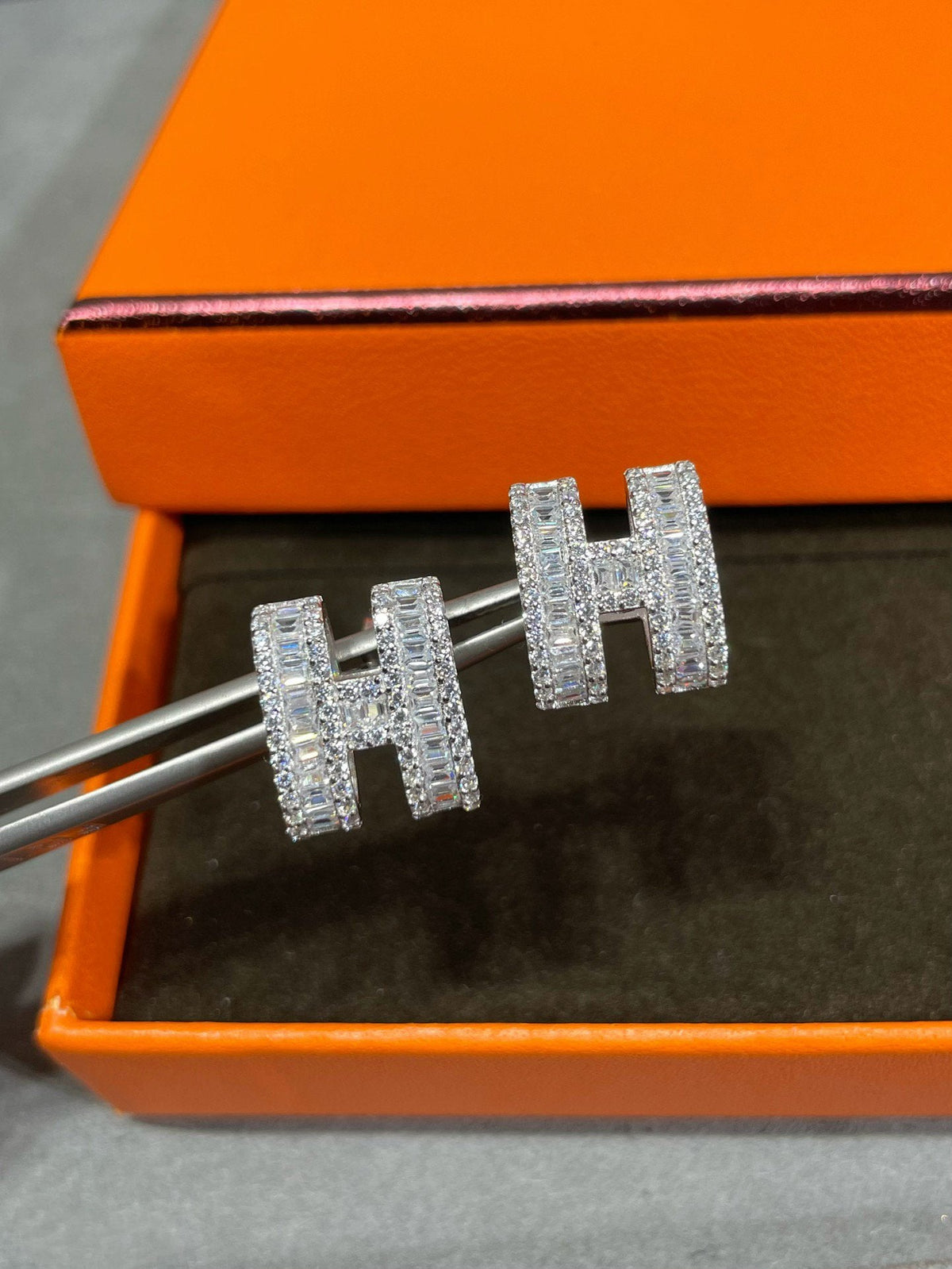 [Azure Tears]H OHRSTECKER MIT SILBERNEN DIAMANTEN