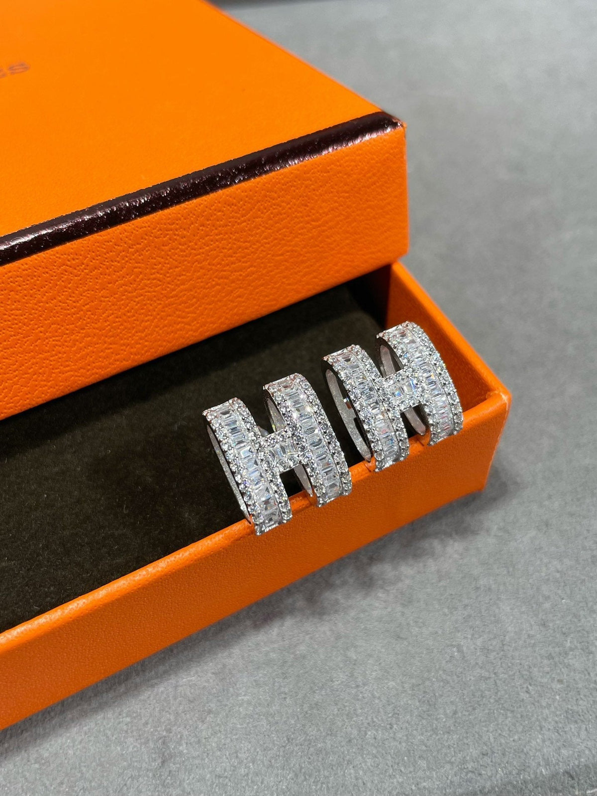 [Azure Tears]H OHRSTECKER MIT SILBERNEN DIAMANTEN