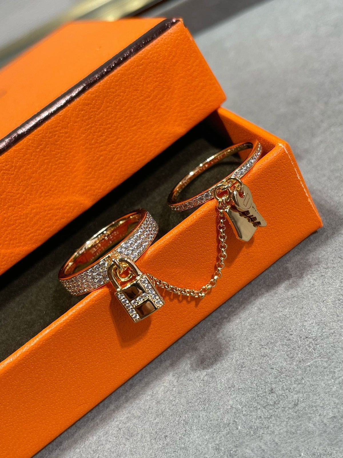 [Azure Tears] HM KELLY GLÖCKCHEN DOPPELRING IN MIT DIAMANTEN