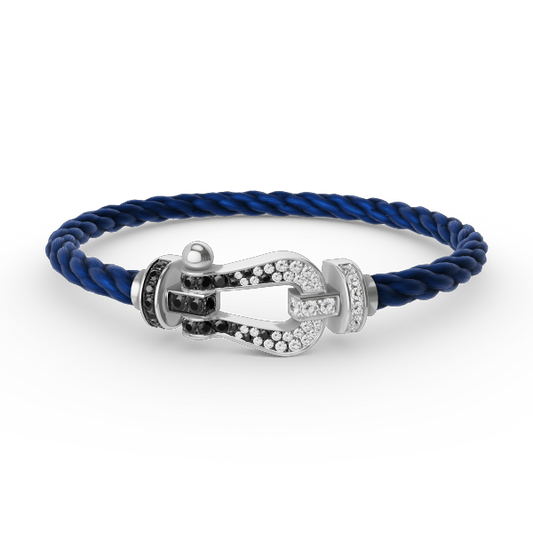 [Azure Tears]FORCE LARGE HORSESHOE ARMREIF MIT SCHWARZEN UND WEISSEN DIAMANTEN – WEISSGOLD