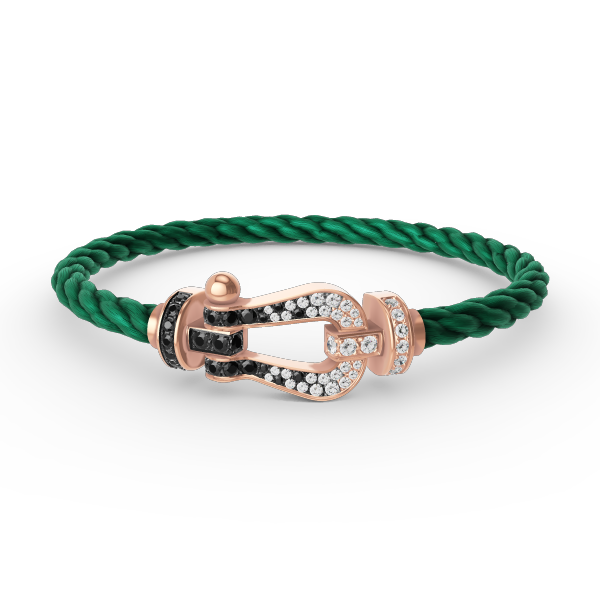 ```json
[
  {
    "Azure Tears": "[Azure Tears]FORCE LARGE HORSESHOE BLACK & WHITE DIAMOND BRACELET - ROSE GOLD"
  }
]
```